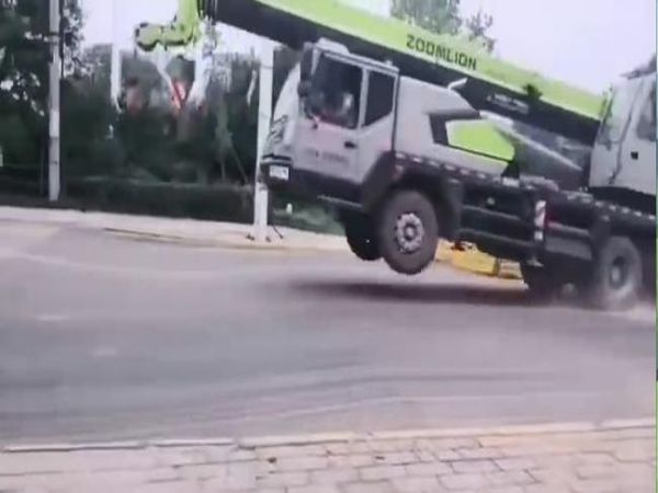 曹妃甸区吊车出租电话_吊车出租运用吊车八不准